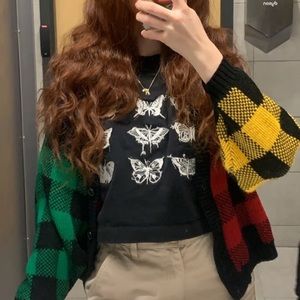 Vintage grunge 80s cardigan sweater
Super unique, awesome colors